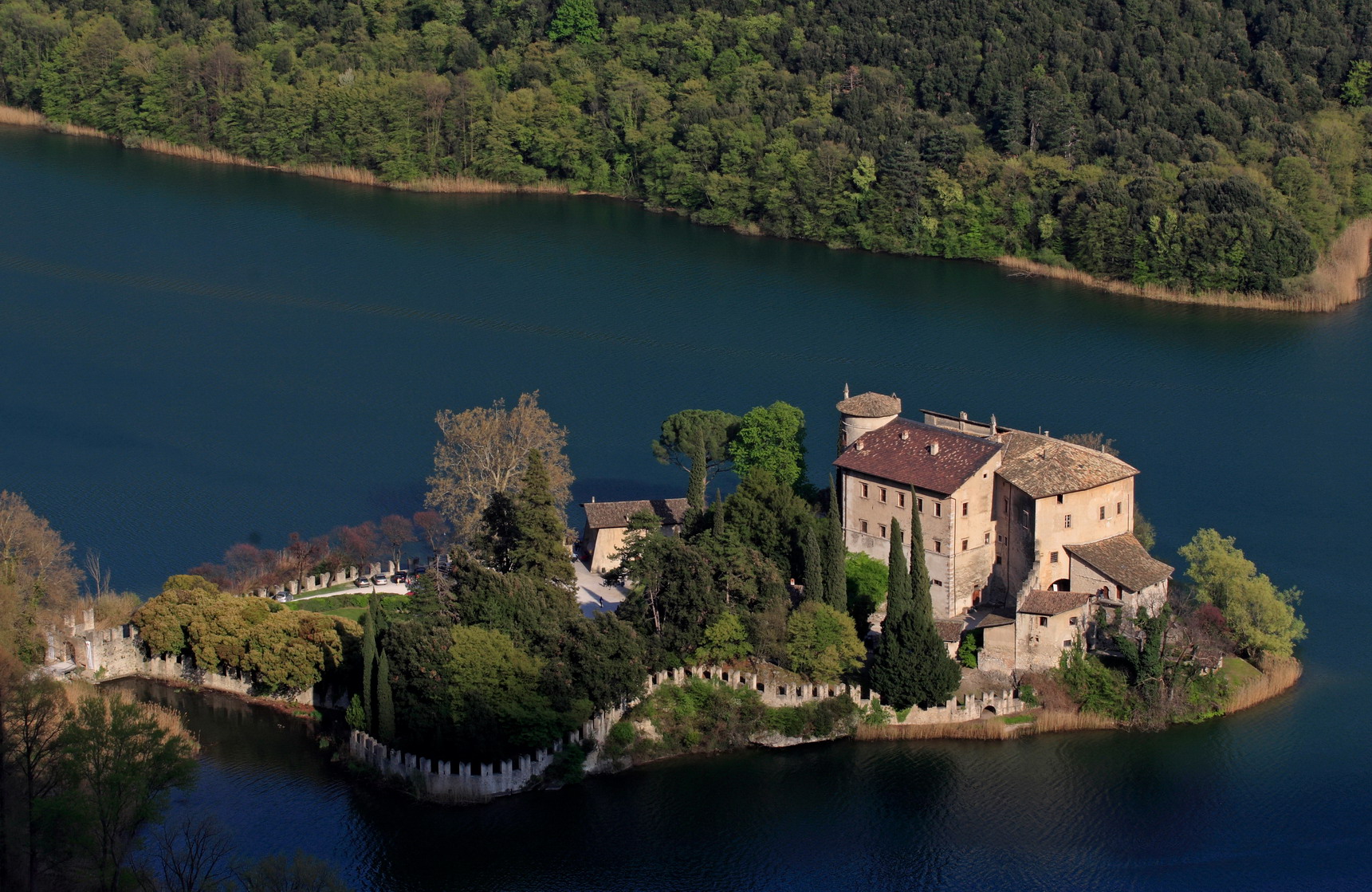 lago di garda in moto